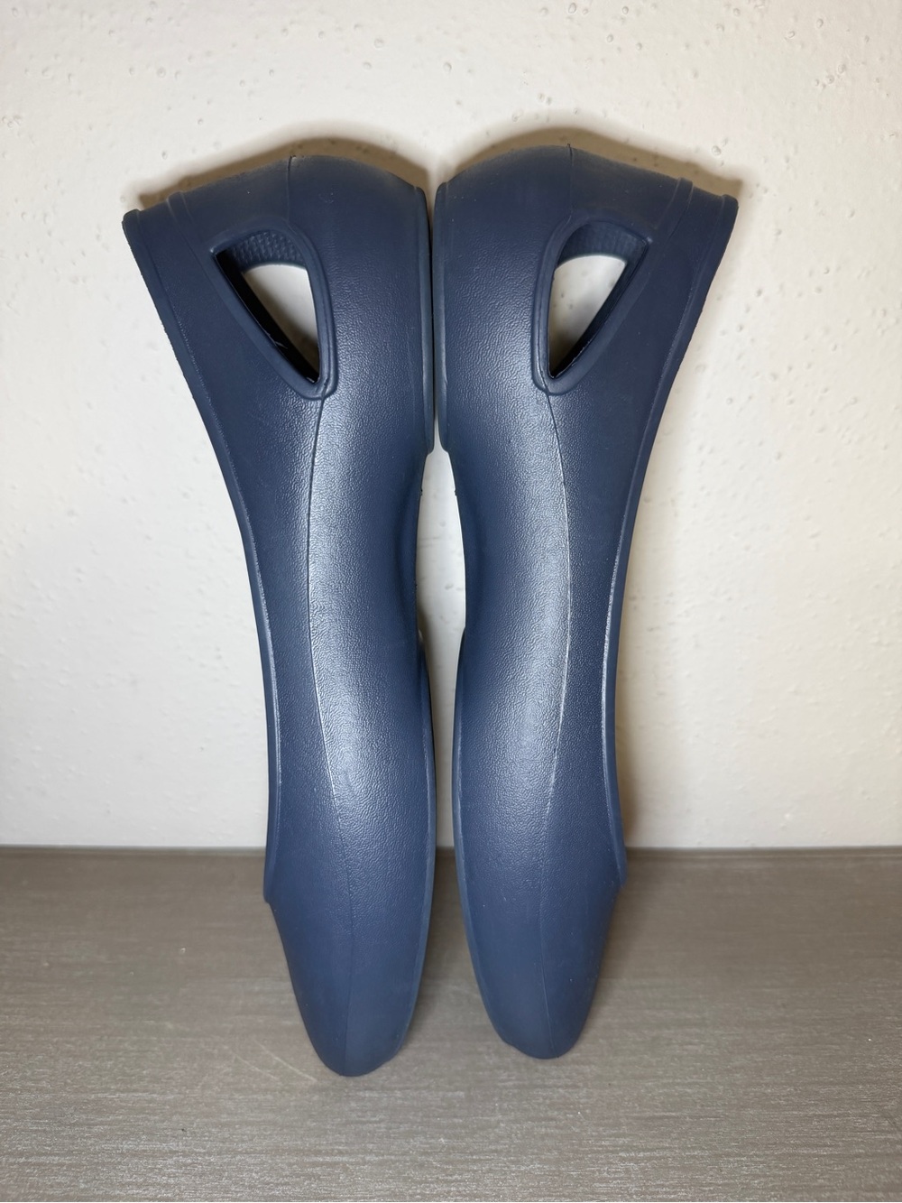 Crocs Lina Flat Women's Sandals Navy Blue Size 8 US Comfortable Slip On Shoes - Picture 6 of 8